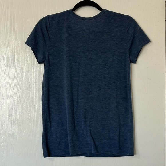 Disney Lion King “Good Vibes Only” T-shirt - Picture 4 of 4